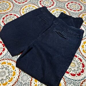 Croft & Barrow size 16W, pull on stretch boot cut jeans